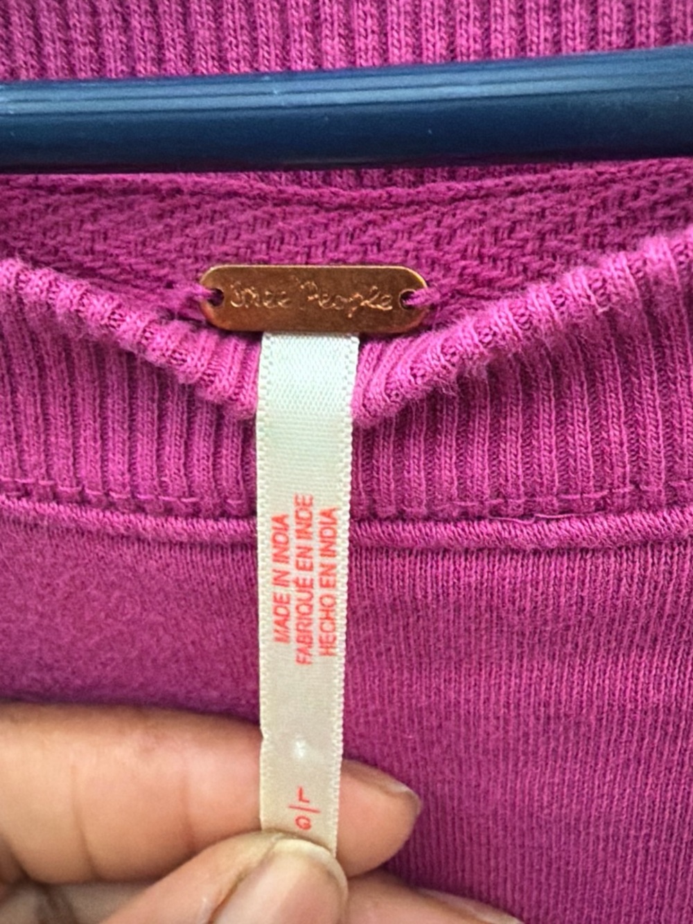 Free People cropped Camden. Women pink . Size large look great - Picture 4 of 5